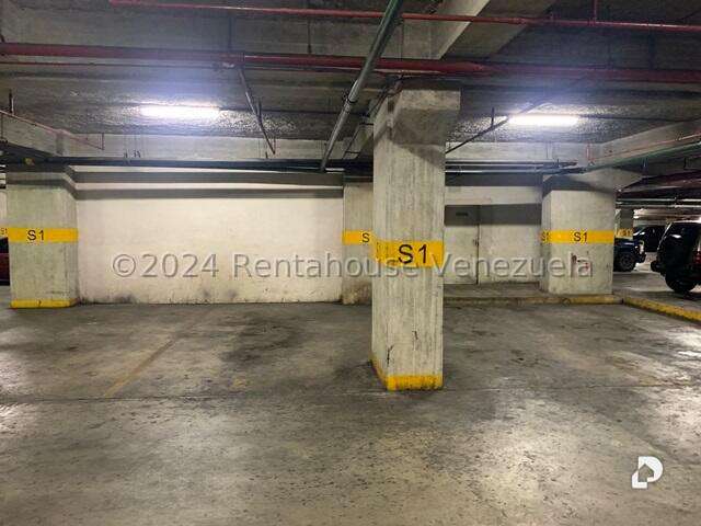 Local comercial en San Juan, Caracas – 12
