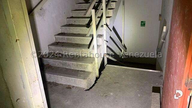 Local comercial en San Juan, Caracas – 28