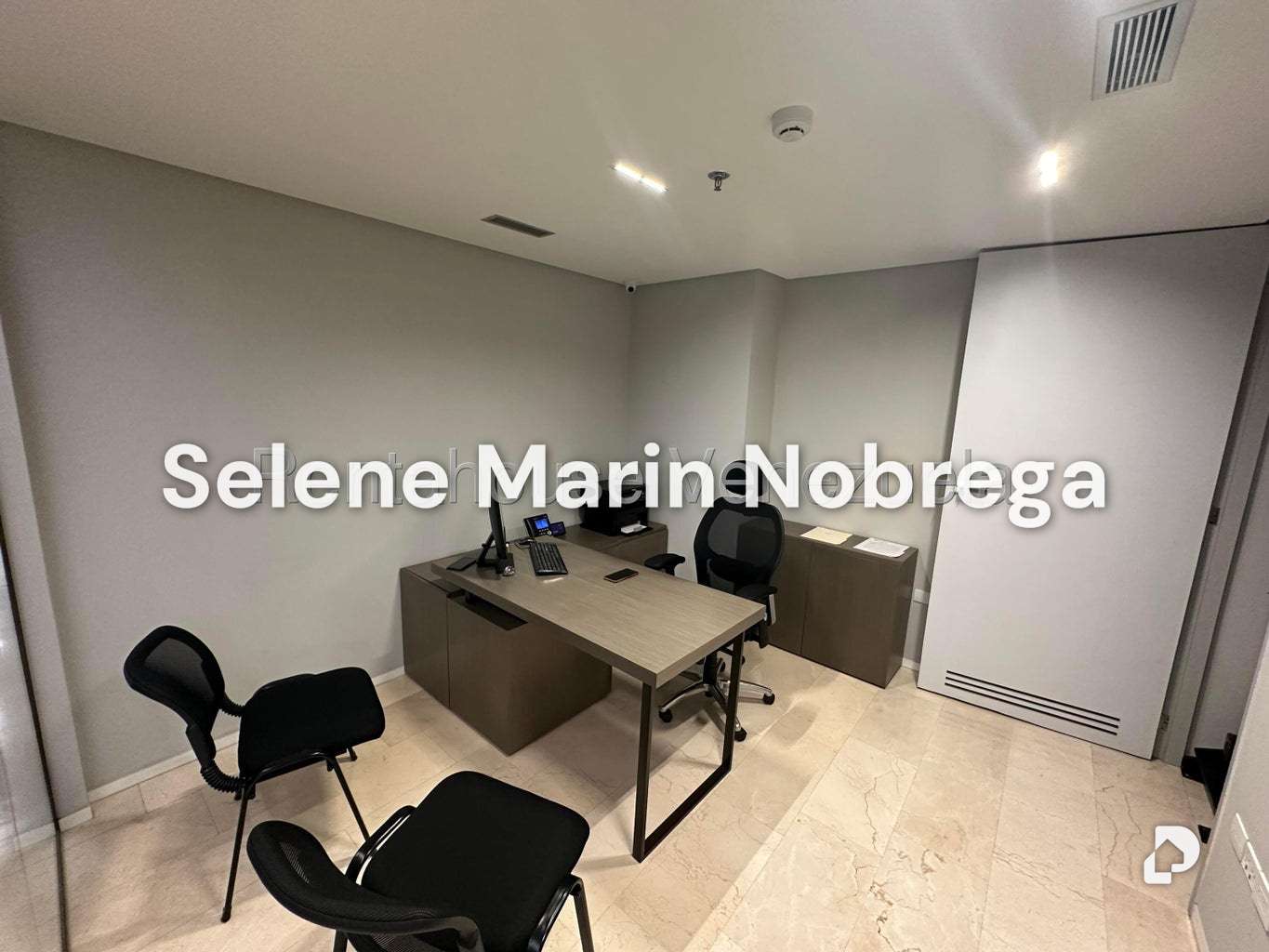 Oficina en Las Mercedes, Caracas – 15