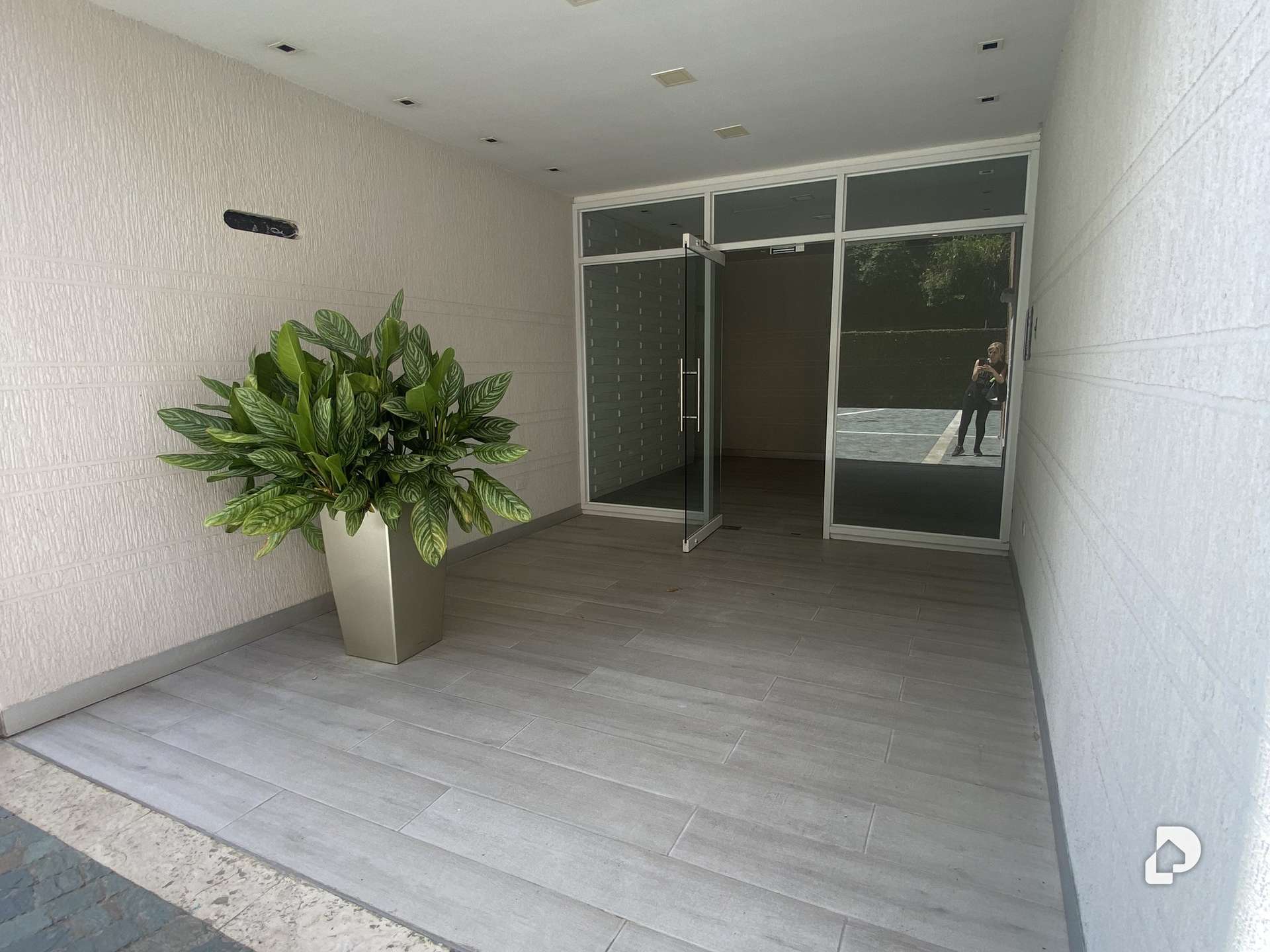 Apartment in La Boyera, Caracas – 4