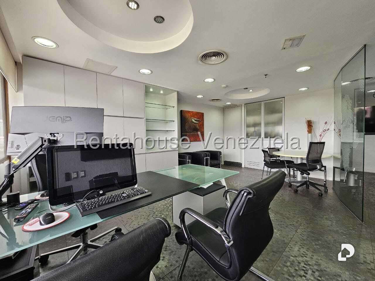 Office in Chuao, Caracas – 21