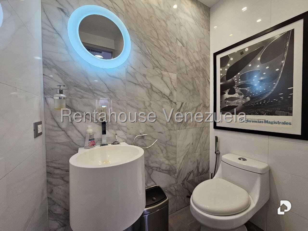 Office in Chuao, Caracas – 23