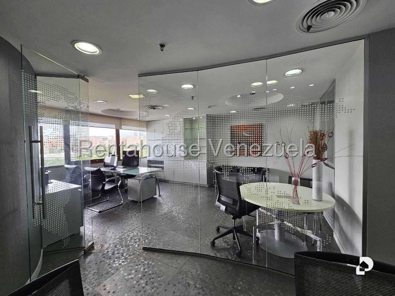 Office in Chuao, Caracas – 14