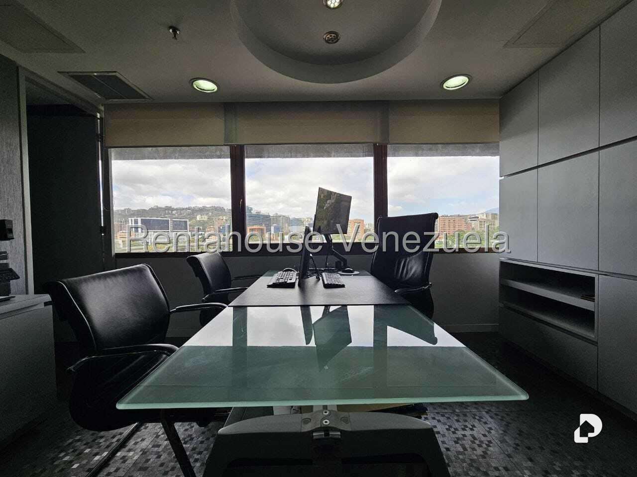 Office in Chuao, Caracas – 16