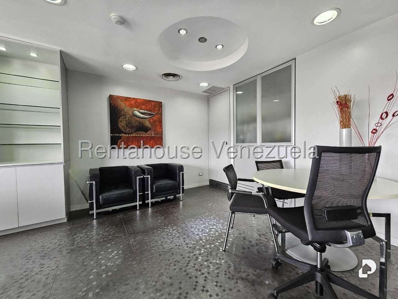 Office in Chuao, Caracas – 17