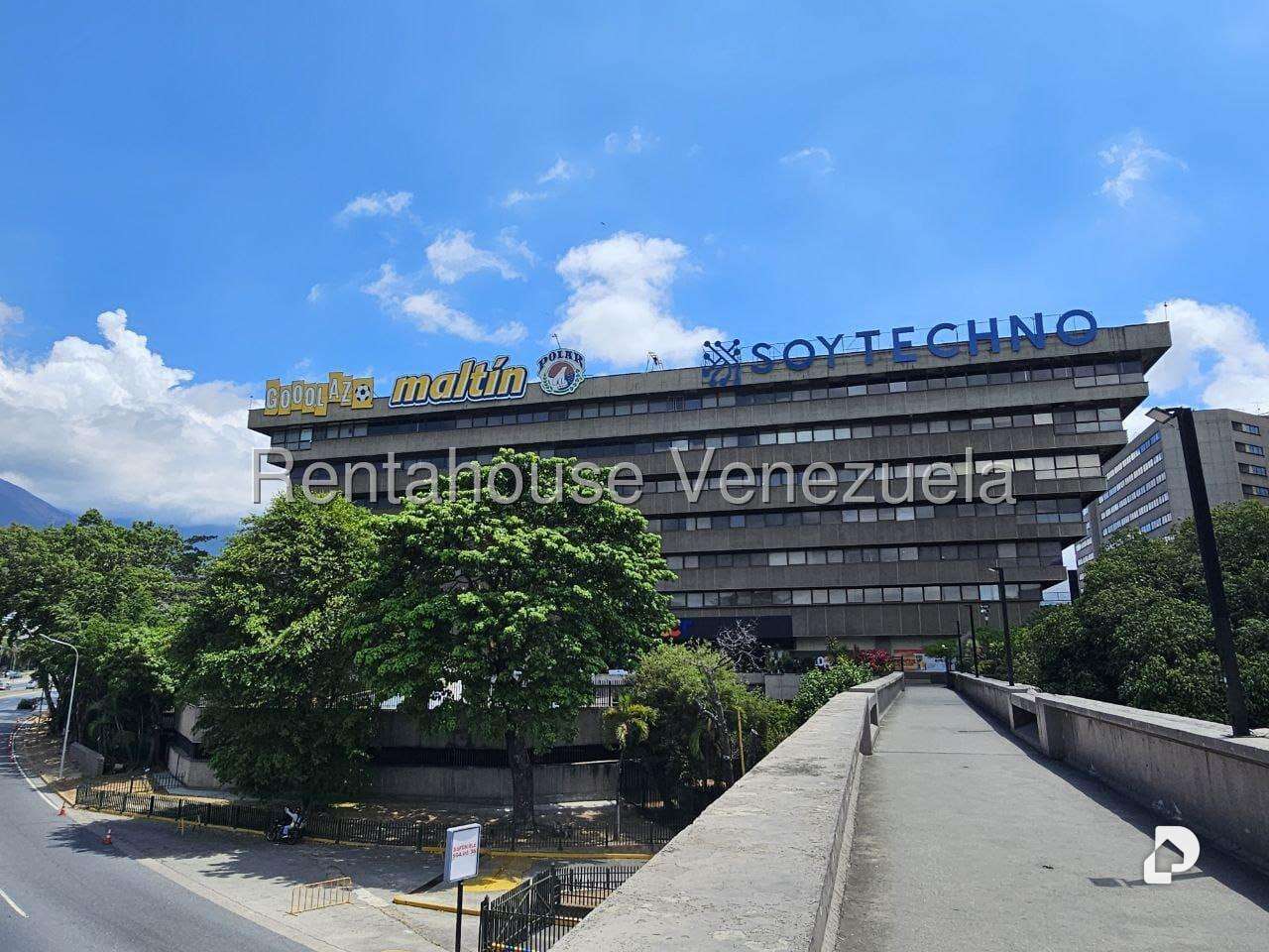 Office in Chuao, Caracas – 1