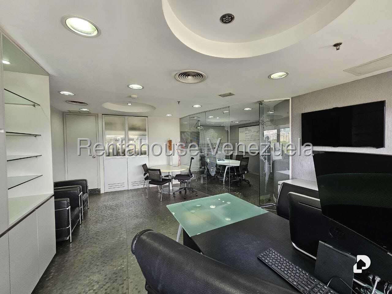 Office in Chuao, Caracas – 13