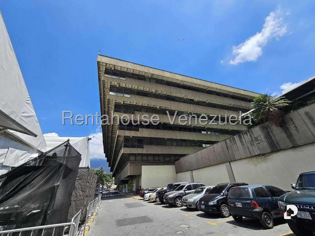 Office in Chuao, Caracas – 30