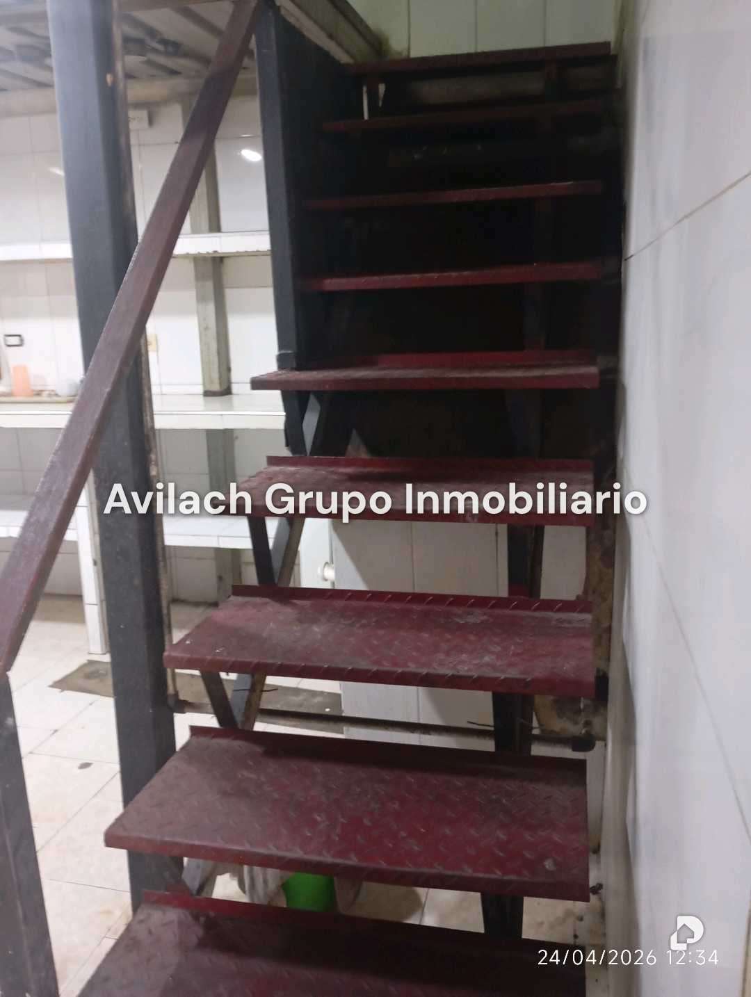 Local comercial en Valencia – 24