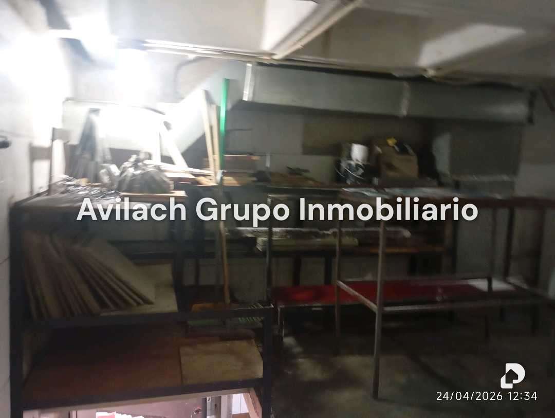 Local comercial en Valencia – 30