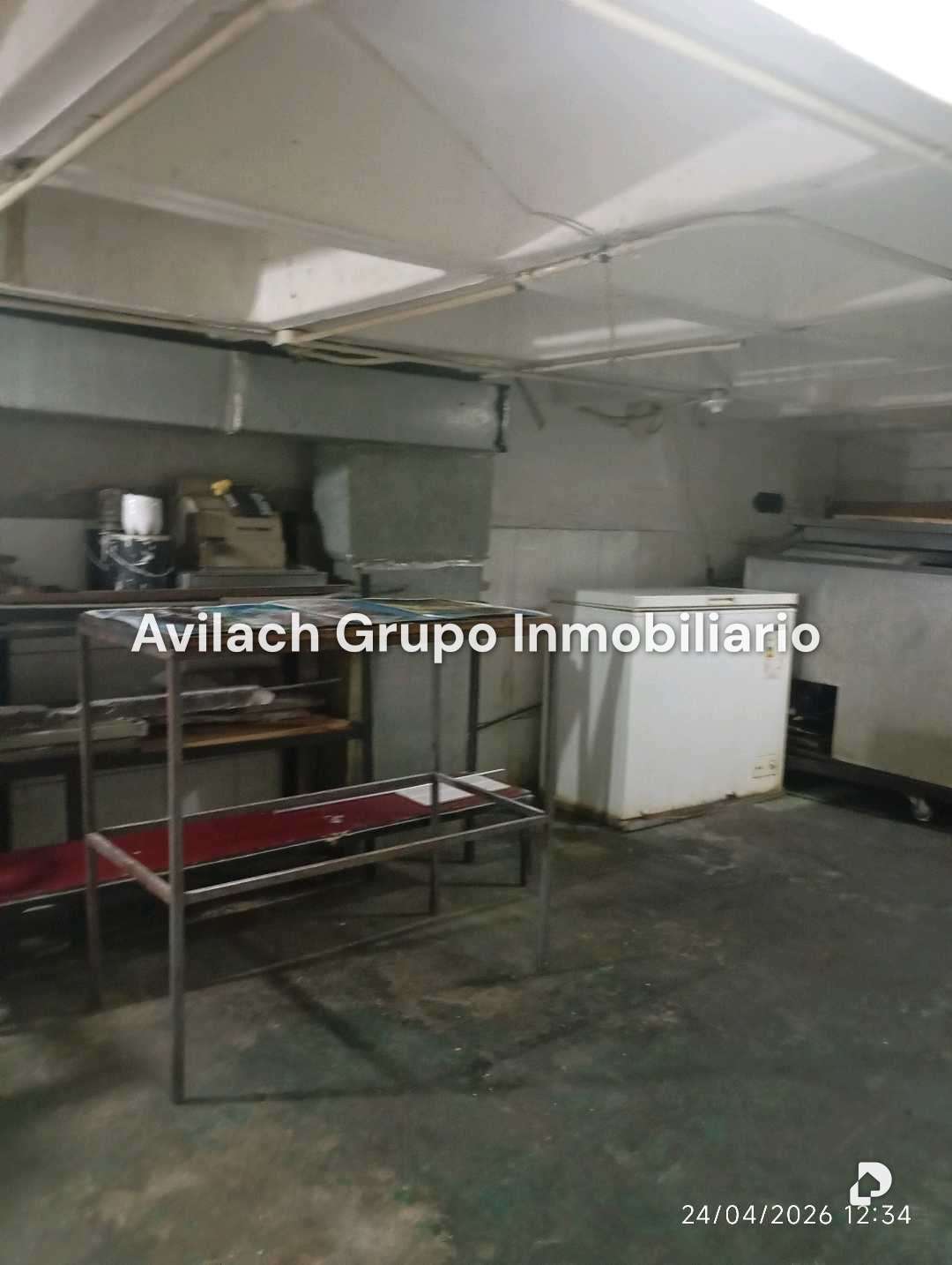 Local comercial en Valencia – 25