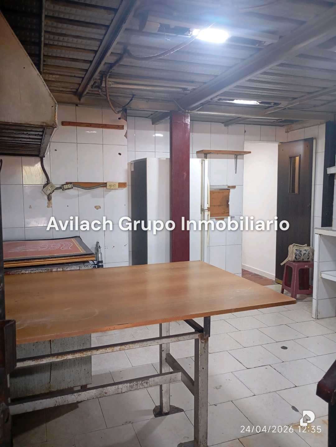 Local comercial en Valencia – 22