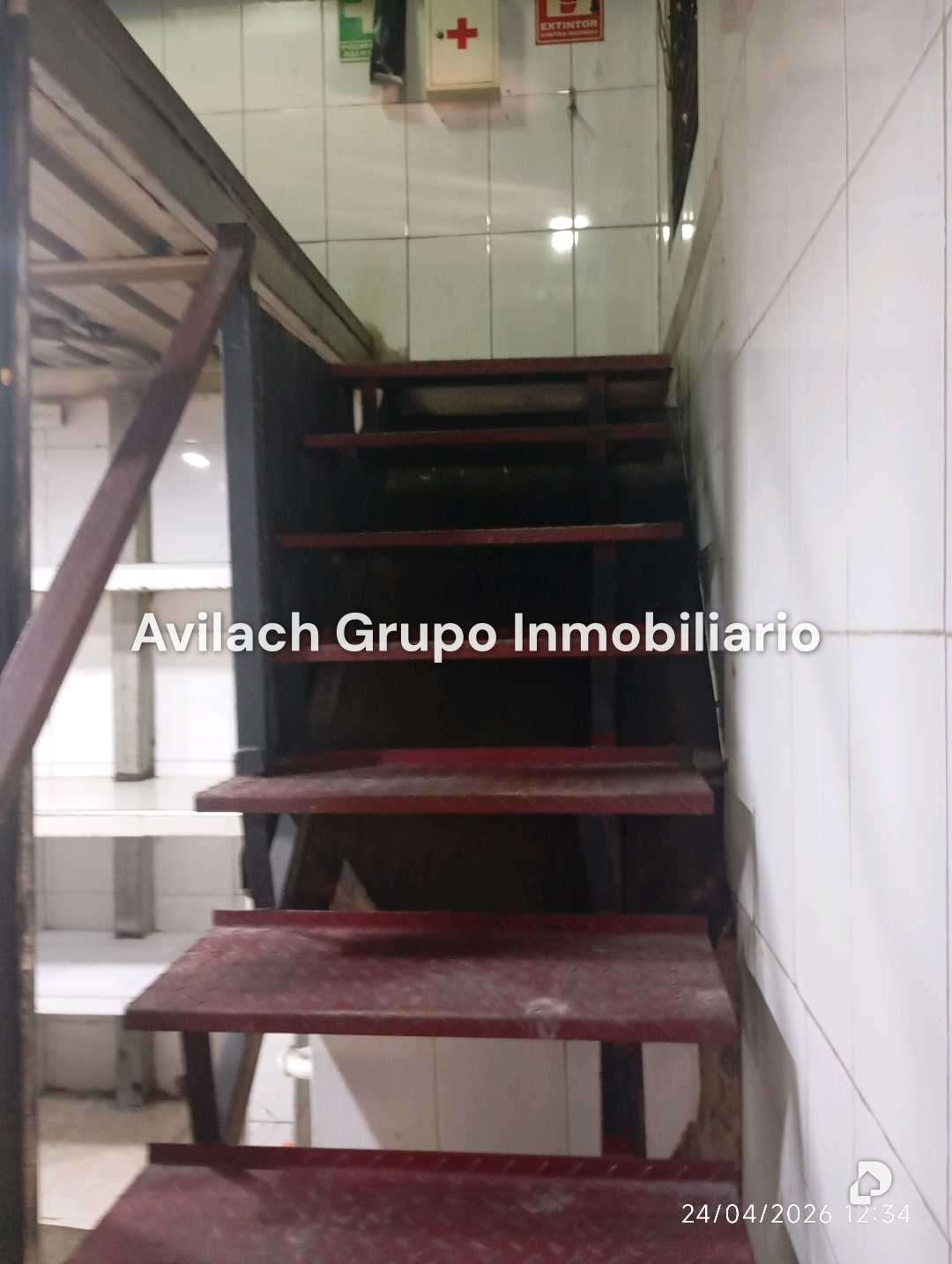 Local comercial en Valencia – 23