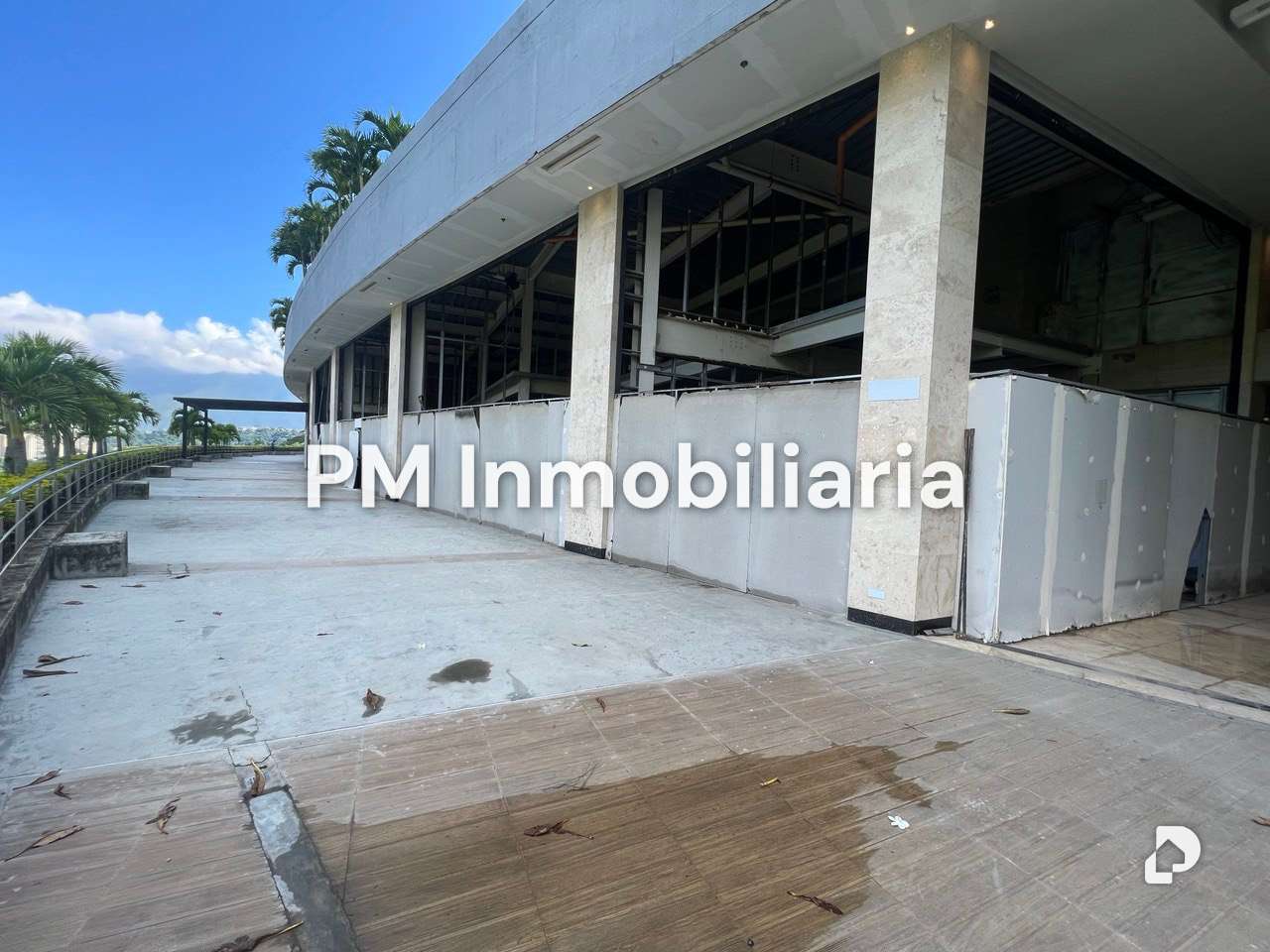 Local comercial en Cerro Verde, Caracas – 2