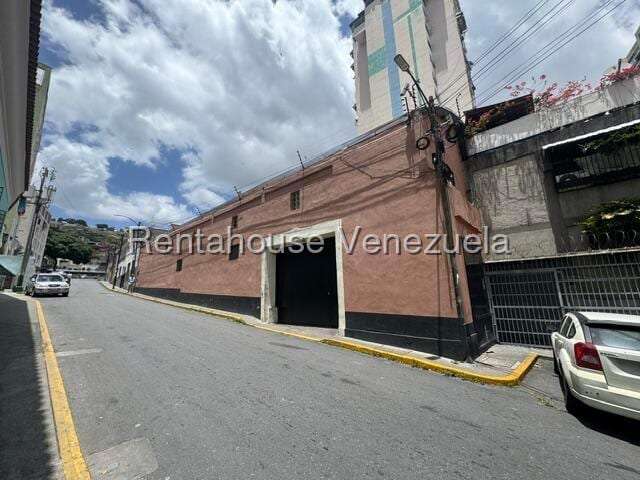 Galpón en San Martín, Caracas - 1