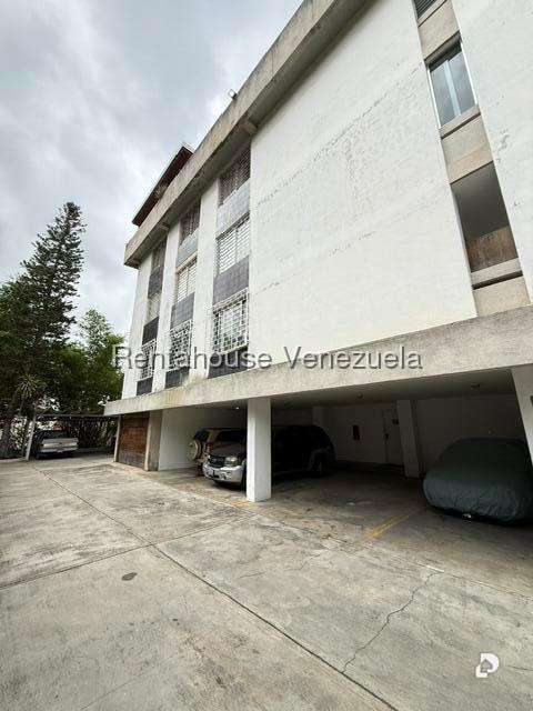 Apartamento en San Román, Caracas – 2