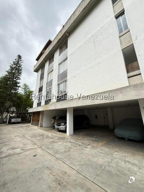 Apartamento en San Román, Caracas – 2