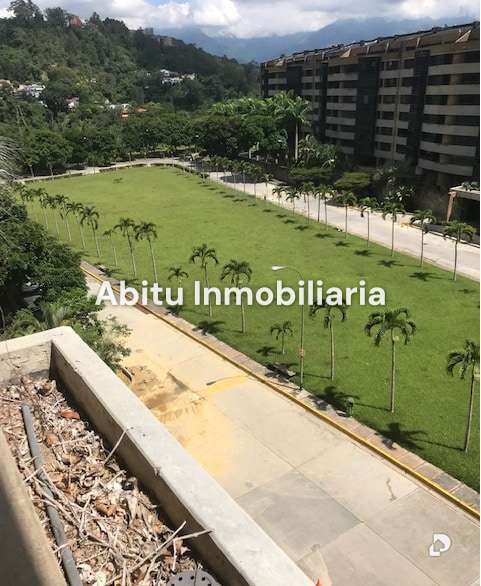 Apartamento en Lomas de La Lagunita, Caracas – 18