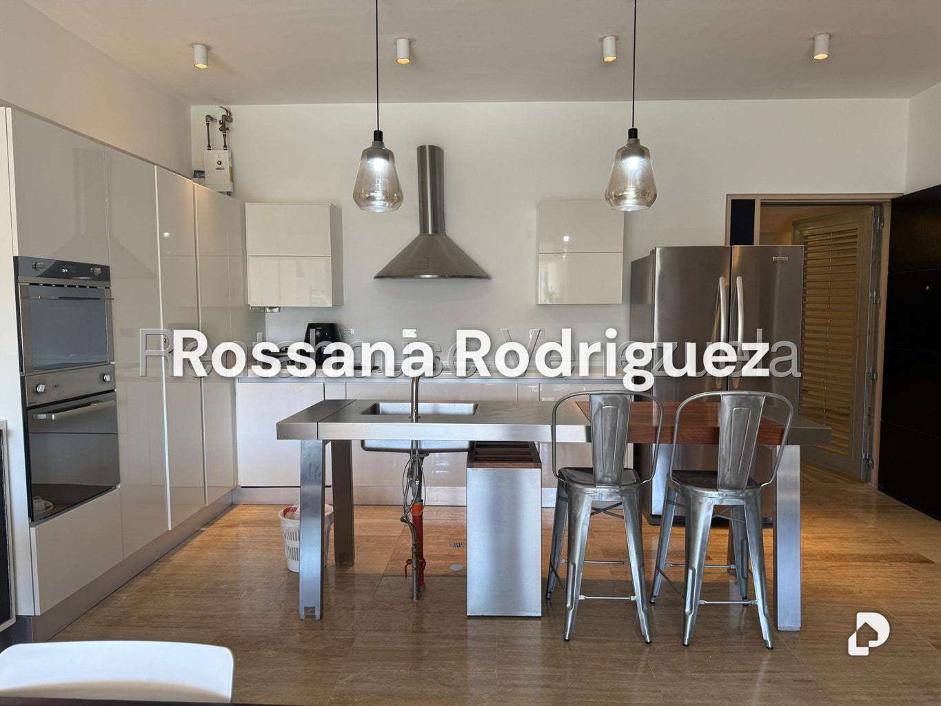 Apartamento en Las Mercedes, Caracas – 16