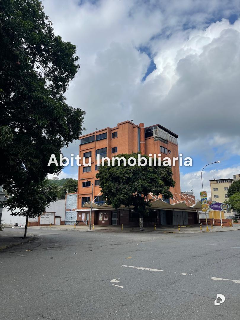 Edificio en Santa Mónica, Caracas – 3