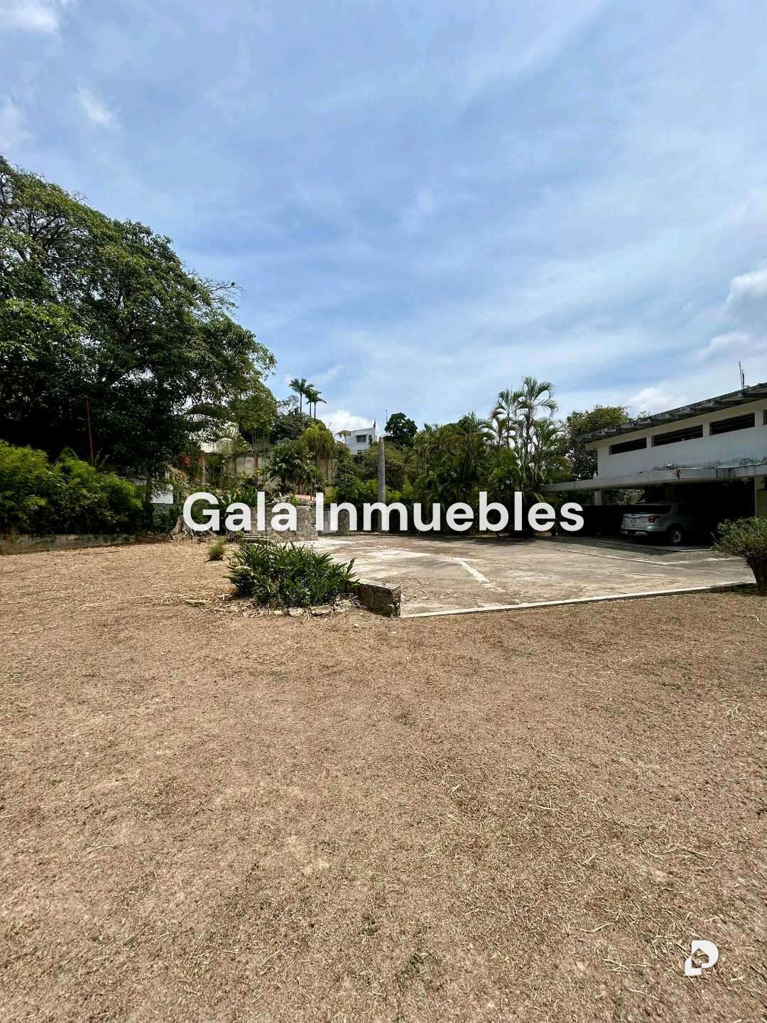 Casa en Valle Arriba, Caracas – 8