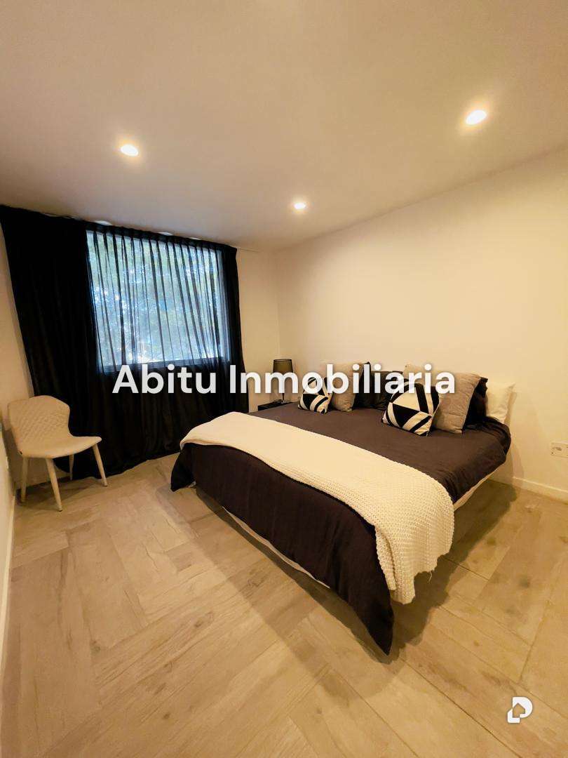 Casa en Santa Eduvigis, Caracas – 13