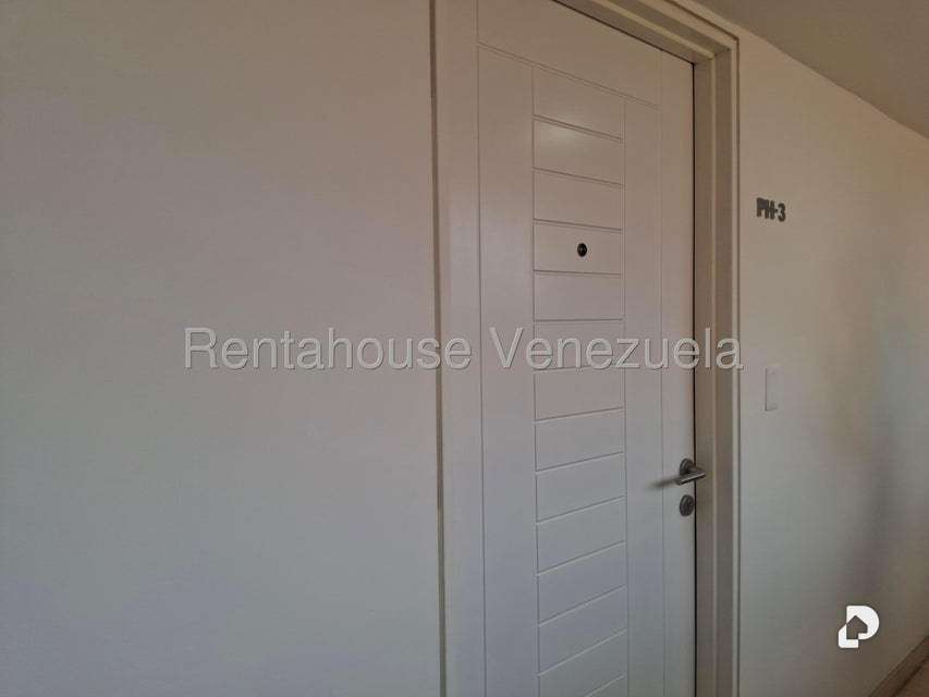 Apartamento en El Rosal, Caracas – 2