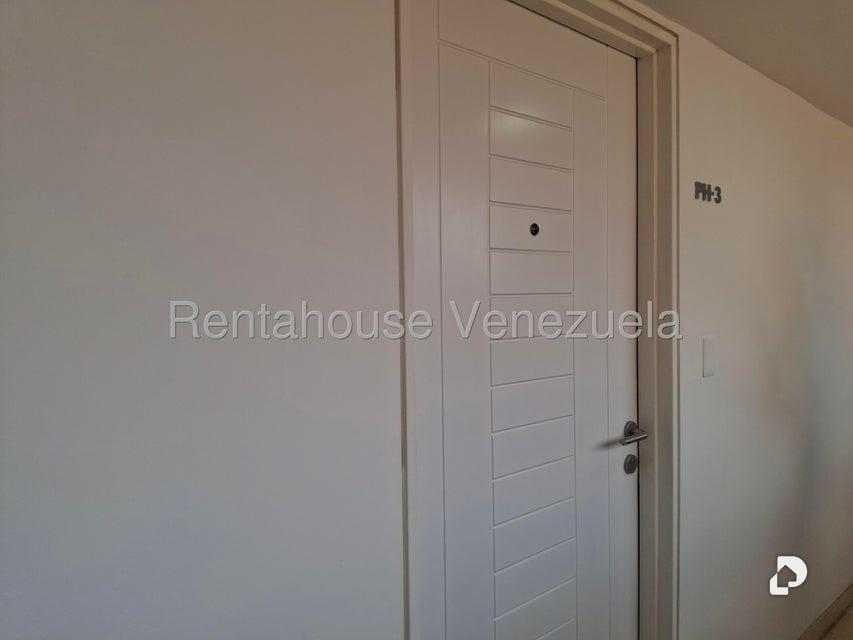 Apartamento en El Rosal, Caracas – 2