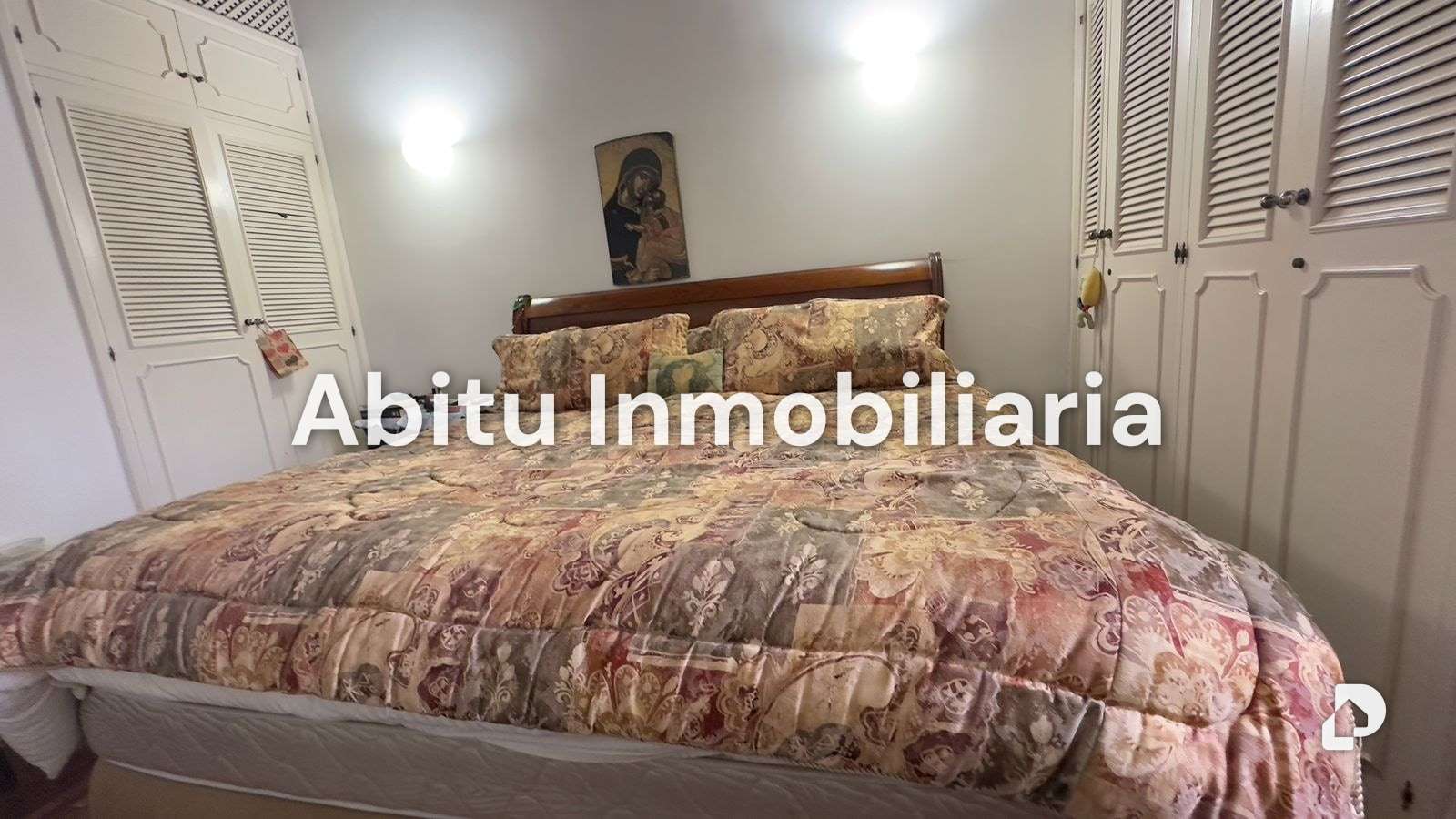 House in La Lagunita, Caracas – 21