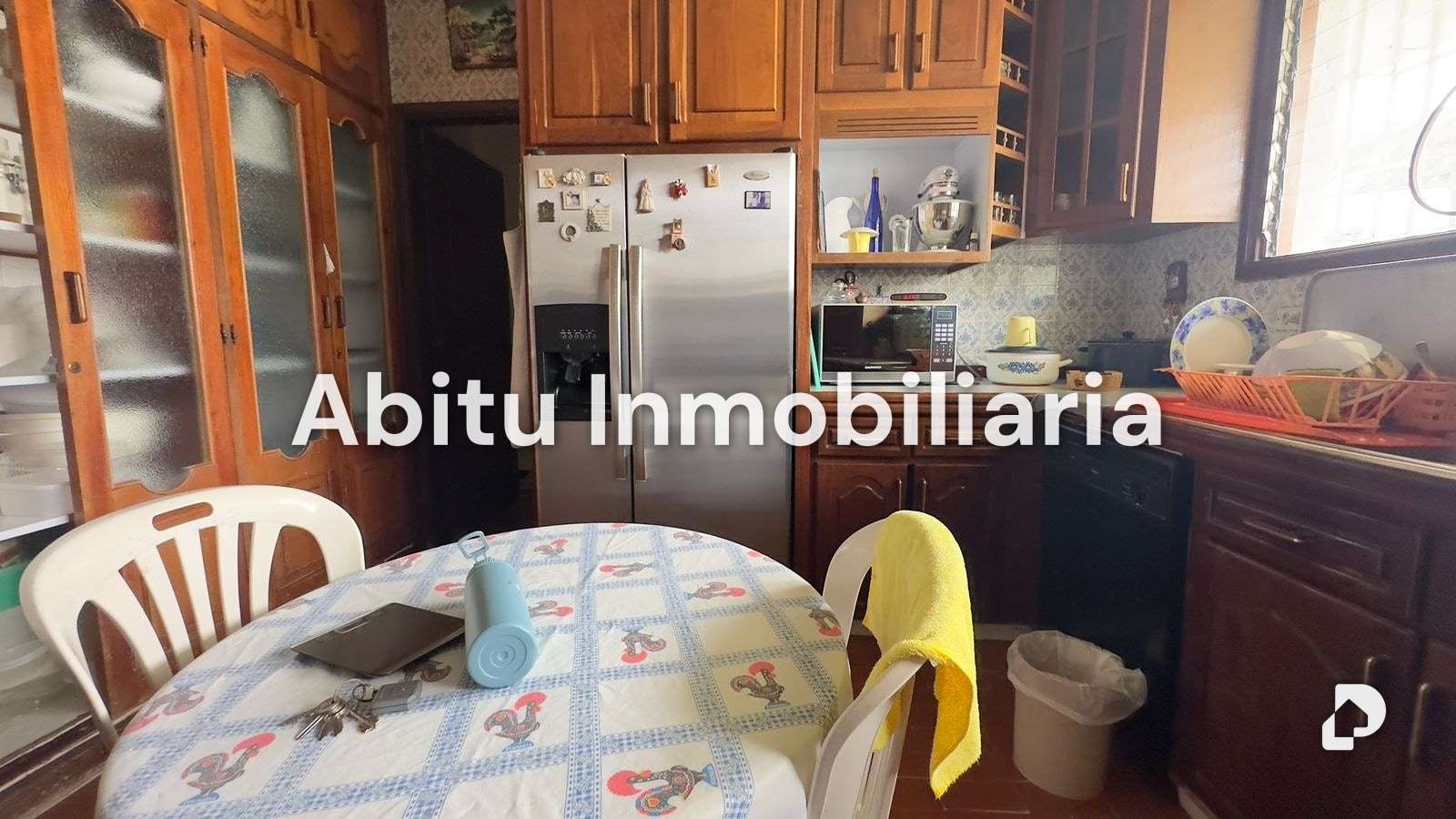 House in La Lagunita, Caracas – 17