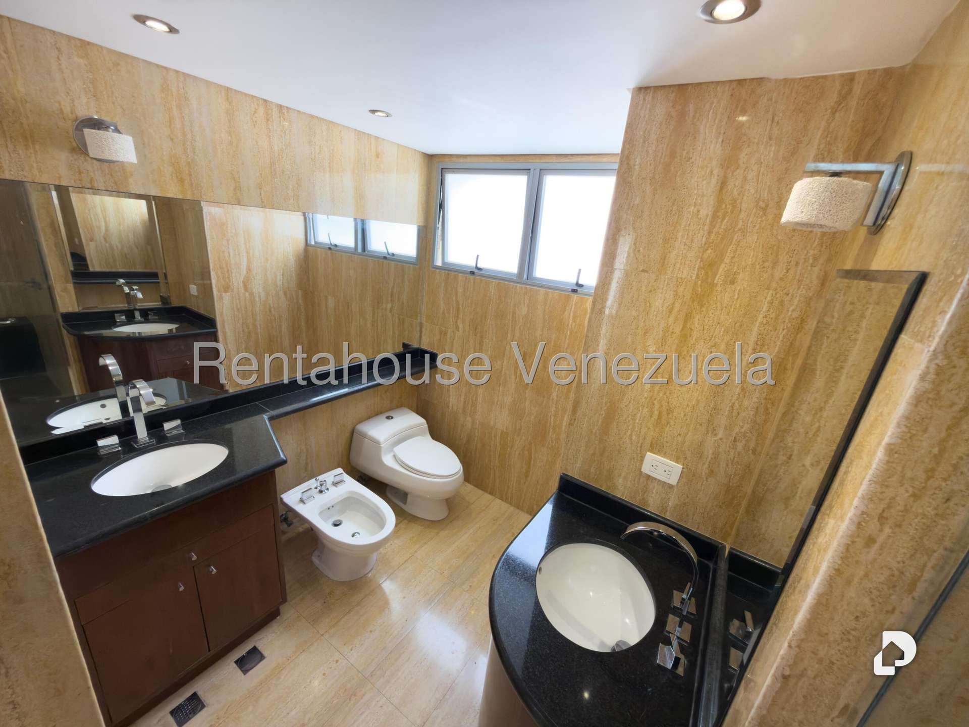 Apartamento en Lomas de Las Mercedes, Caracas – 19