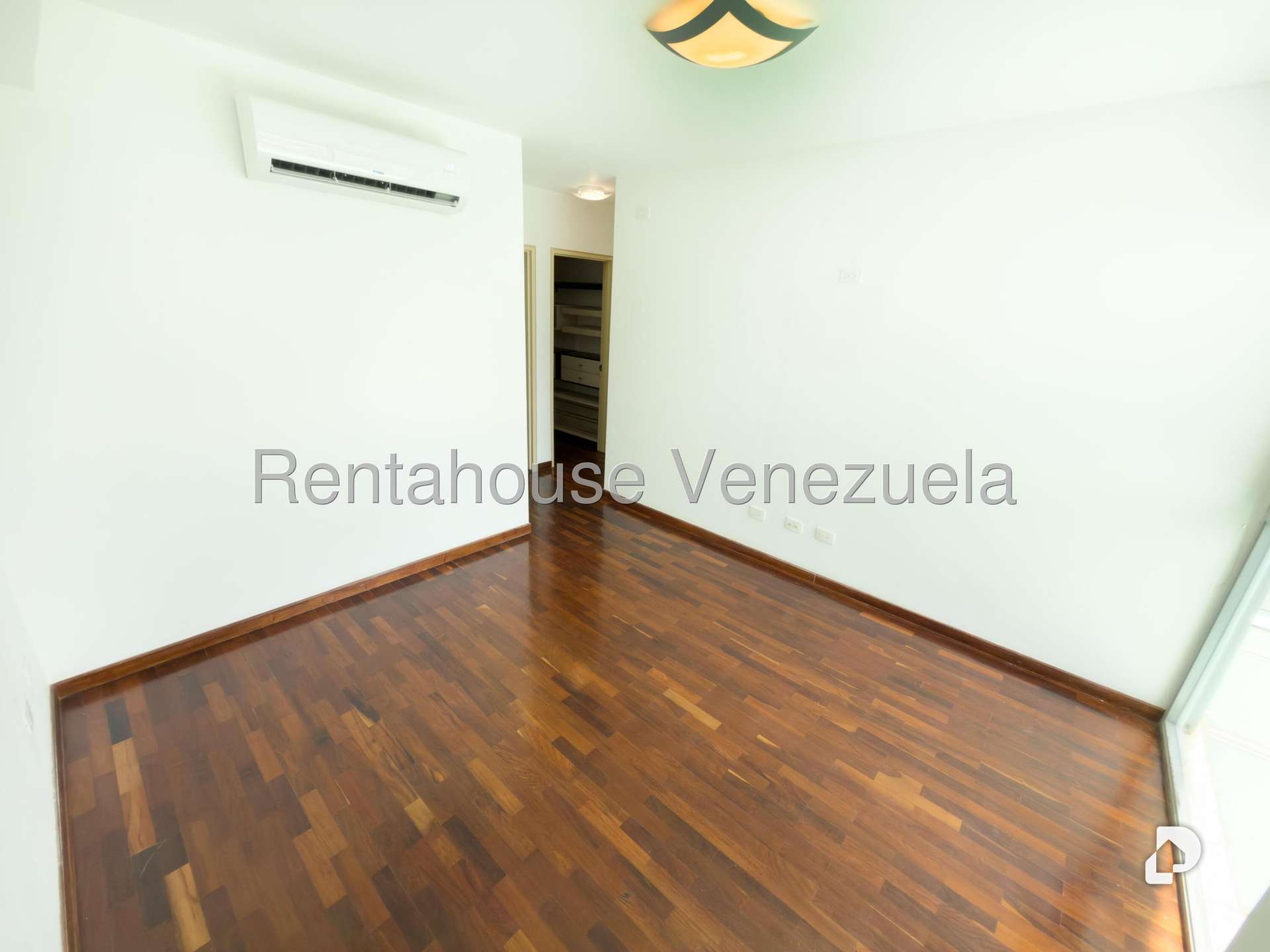 Apartamento en Lomas de Las Mercedes, Caracas – 17