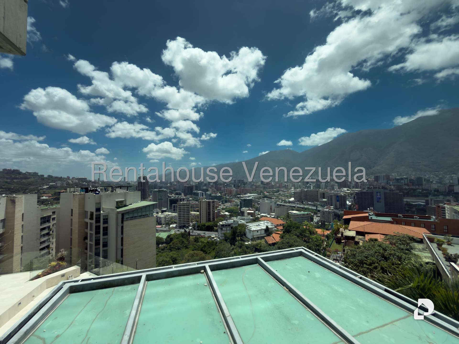 Apartamento en Lomas de Las Mercedes, Caracas – 20