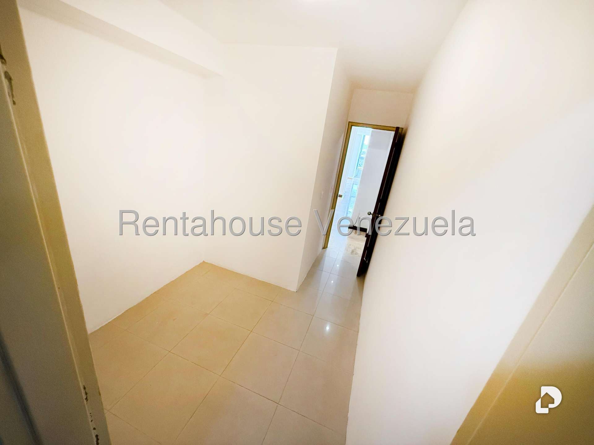 Apartamento en Lomas de Las Mercedes, Caracas – 27