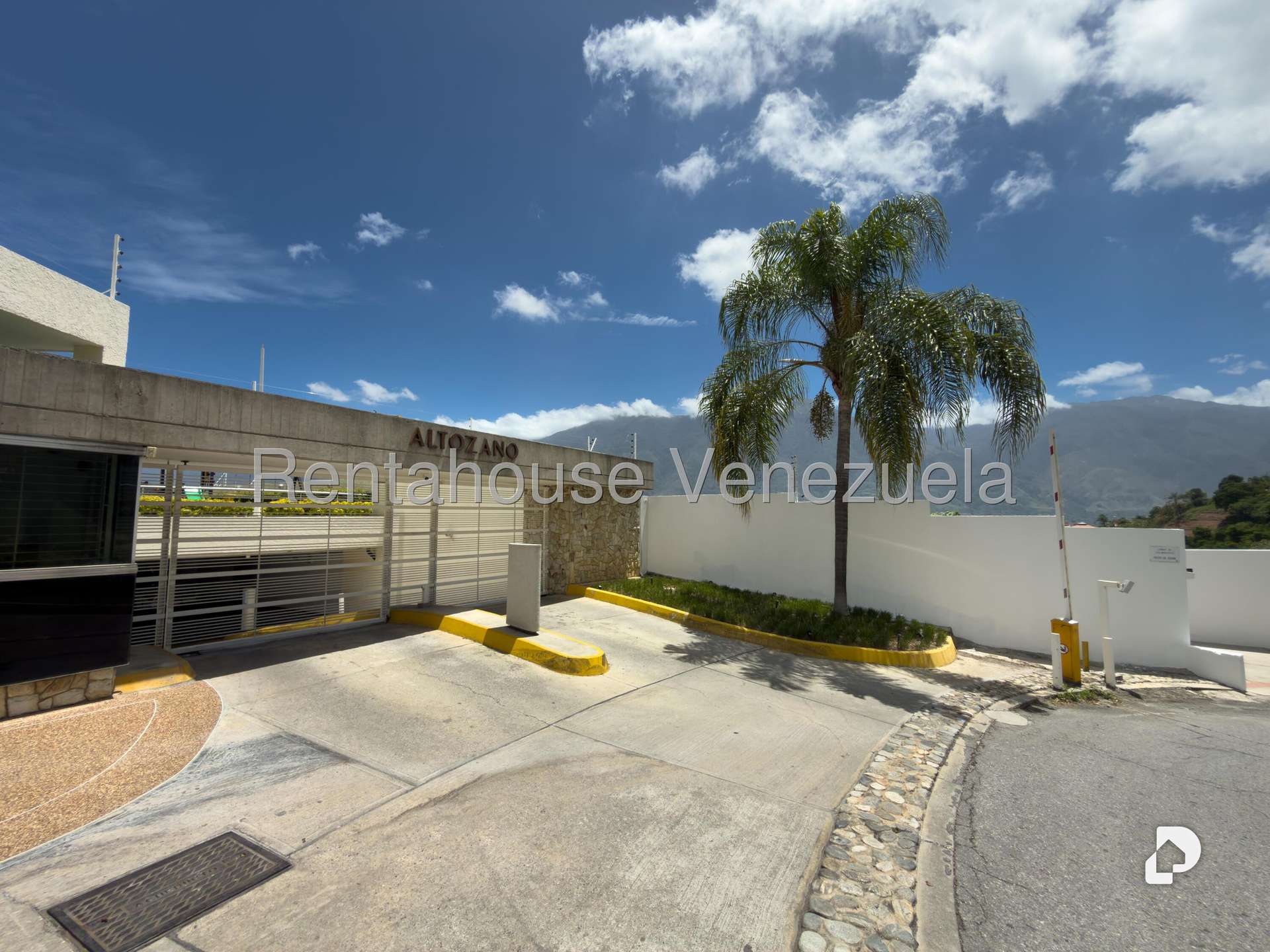 Apartamento en Lomas de Las Mercedes, Caracas – 3