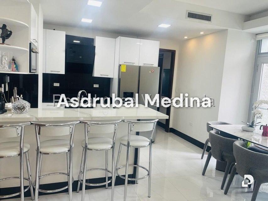 Apartamento en Santa Fe Sur, Caracas – 4