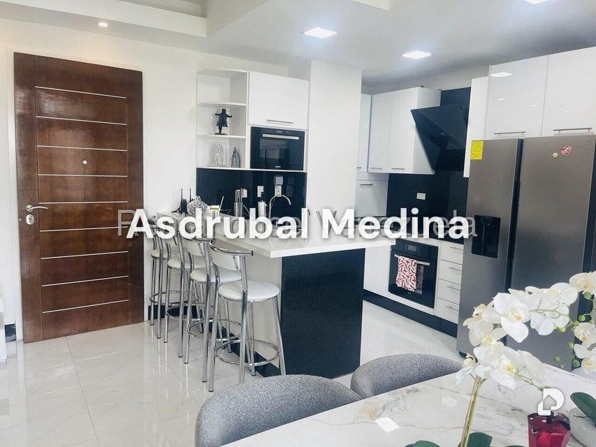 Apartamento en Santa Fe Sur, Caracas – 3