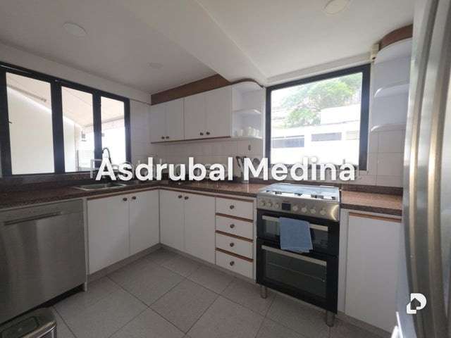 Apartamento en Las Mercedes, Caracas – 6