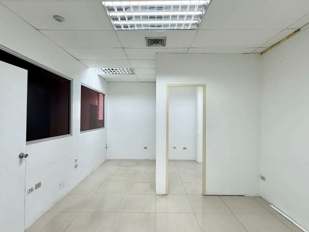 Oficina en Los Ruices, Caracas - 1