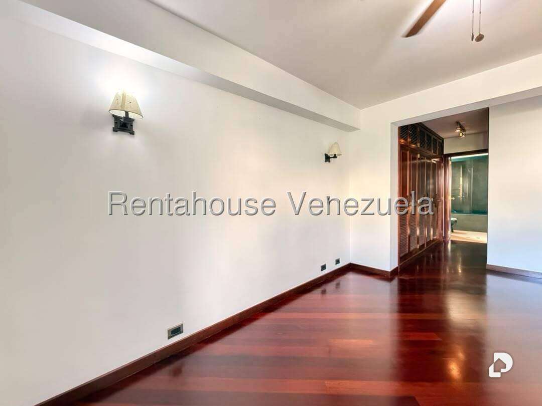 Apartamento en Miranda, Caracas – 18