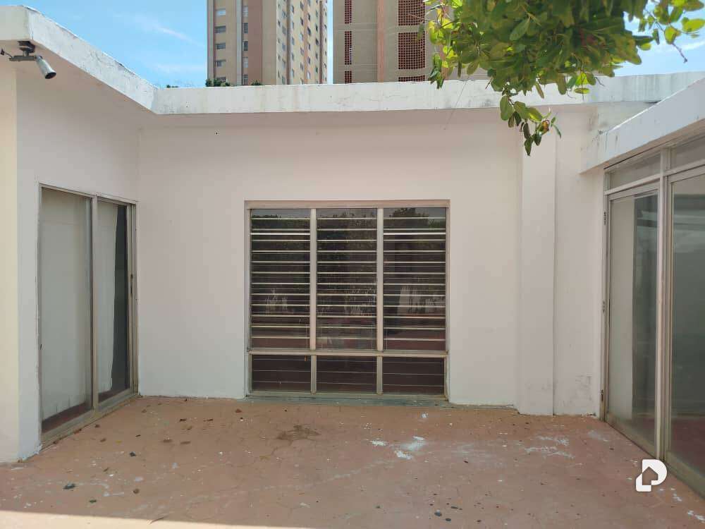 Casa en Avenida Bella Vista, Maracaibo – 9