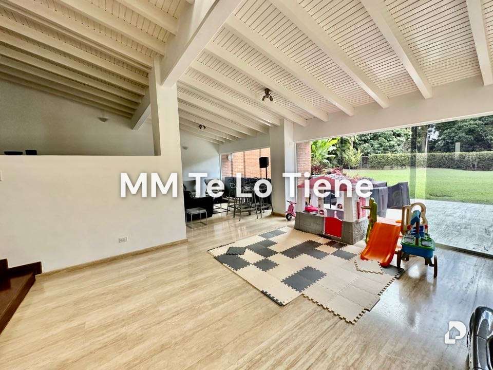 Casa en La Lagunita, Caracas – 8