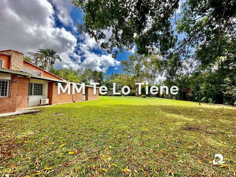 Casa en La Lagunita, Caracas – 29