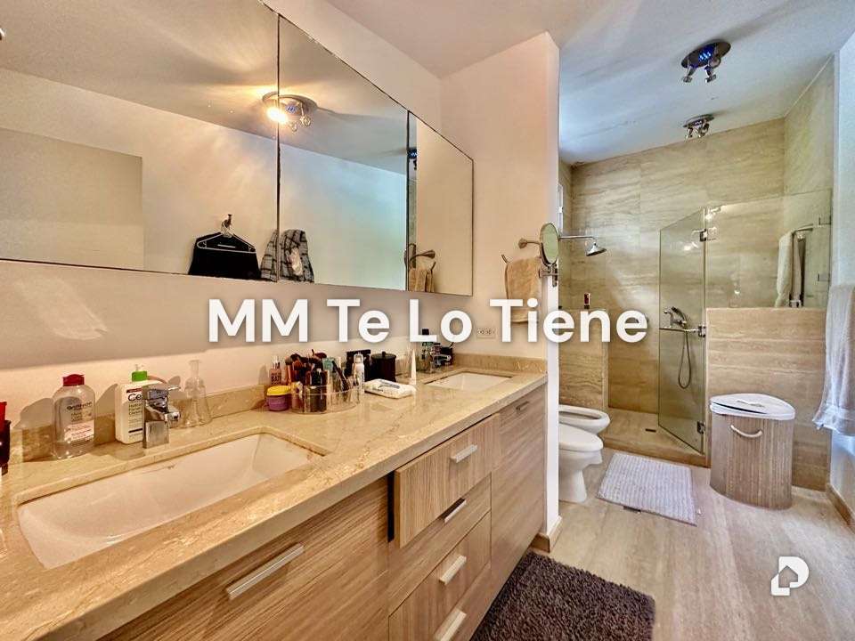 Casa en La Lagunita, Caracas – 25
