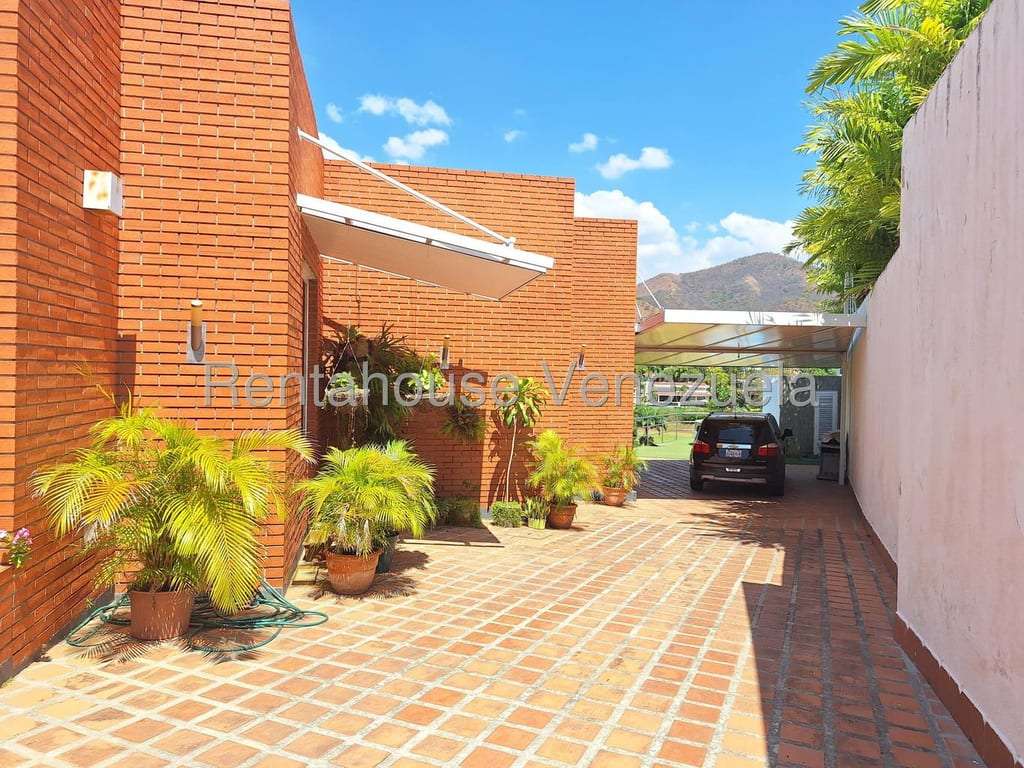Casa en Altos de Guataparo, Valencia