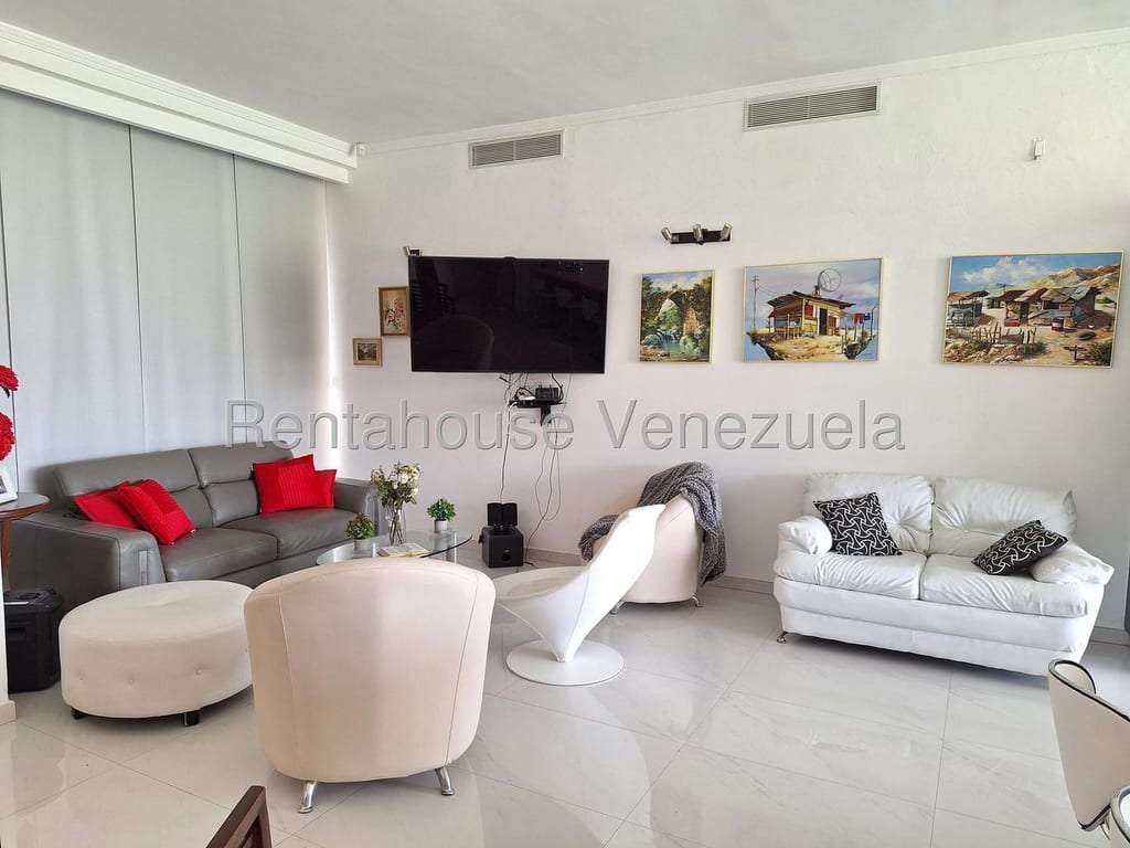 Casa en Altos de Guataparo, Valencia