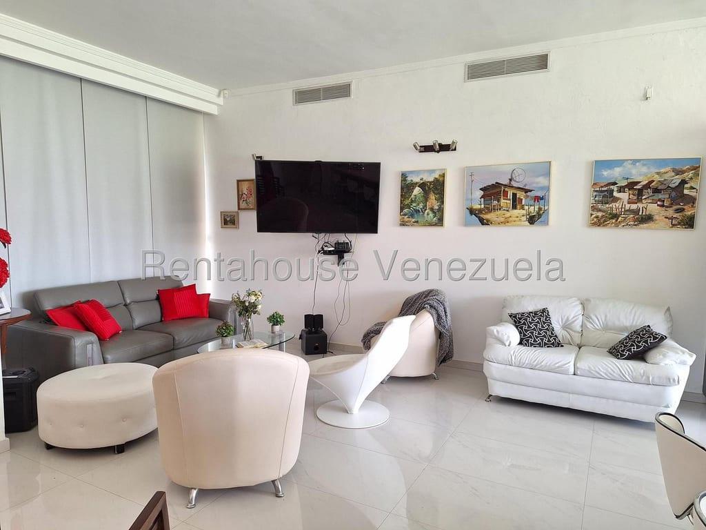 Casa en Altos de Guataparo, Valencia