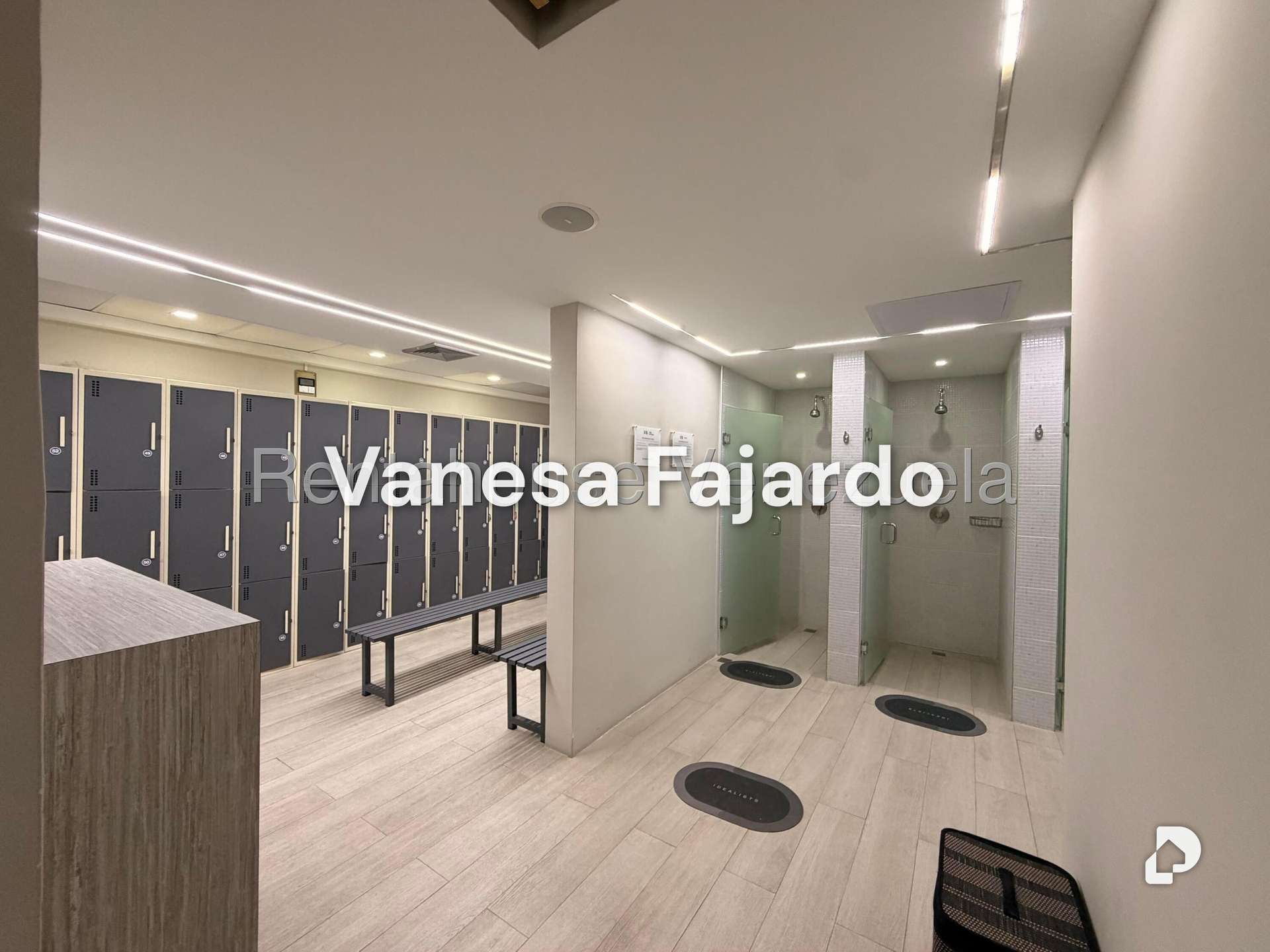 Oficina en Las Mercedes, Caracas – 12