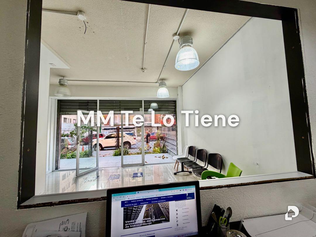 Local comercial en Los Palos Grandes, Caracas – 4