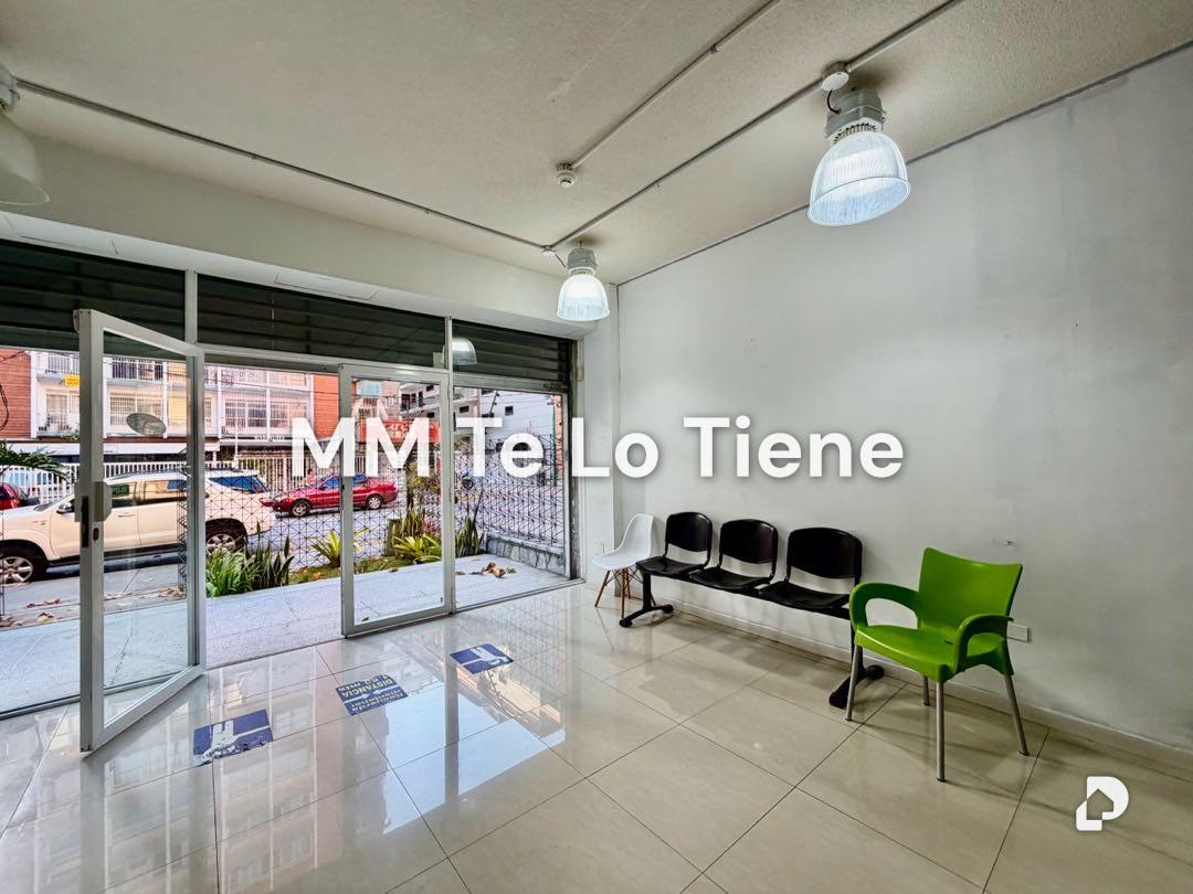 Local comercial en Los Palos Grandes, Caracas – 3